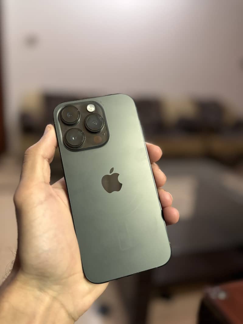 Iphone 14 Pro128 gb jv space grey colour for sale 4