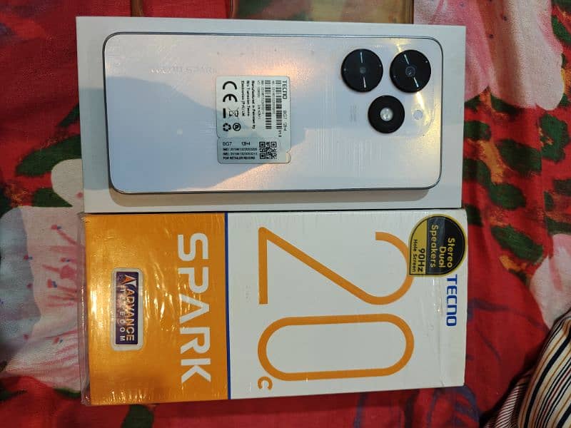 spark 20c 128gb 10/10 full box enjoy 0
