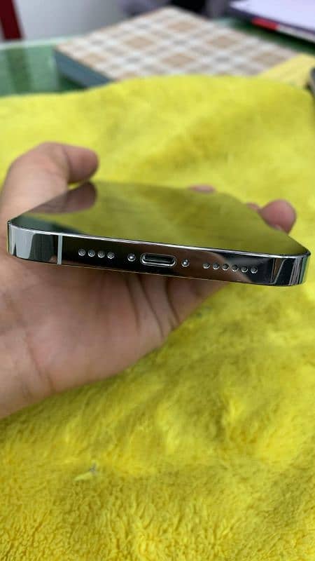 IPHONE 14 PRO MAX 128GB 5