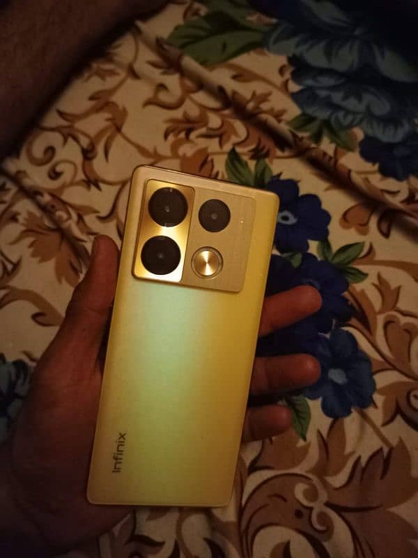 Infixic not 40 pro 2