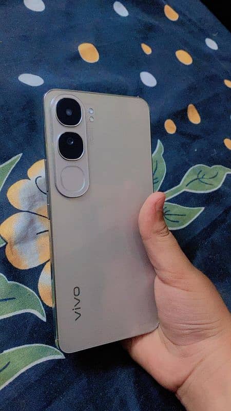 vivo Y200 8/256gb brand new condition pta approved 1