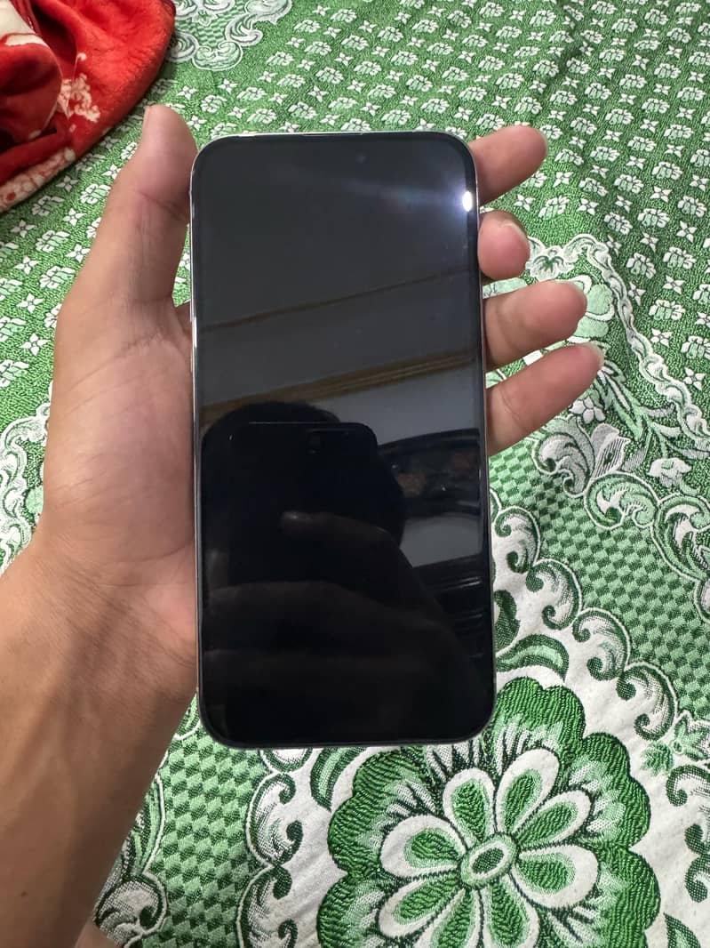 Iphone 15 pro max 1