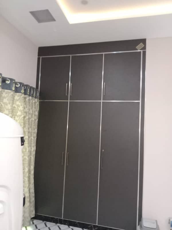 Prime location 10 Marla upper portion for rent in Jubilee Town 6