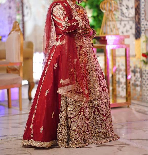 *bridal lehnga | red lehanga | barat lehanga | Expensive Bridal Dress 3