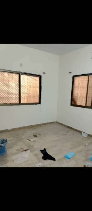 3 bed dd portion available for rent in north Karachi 3