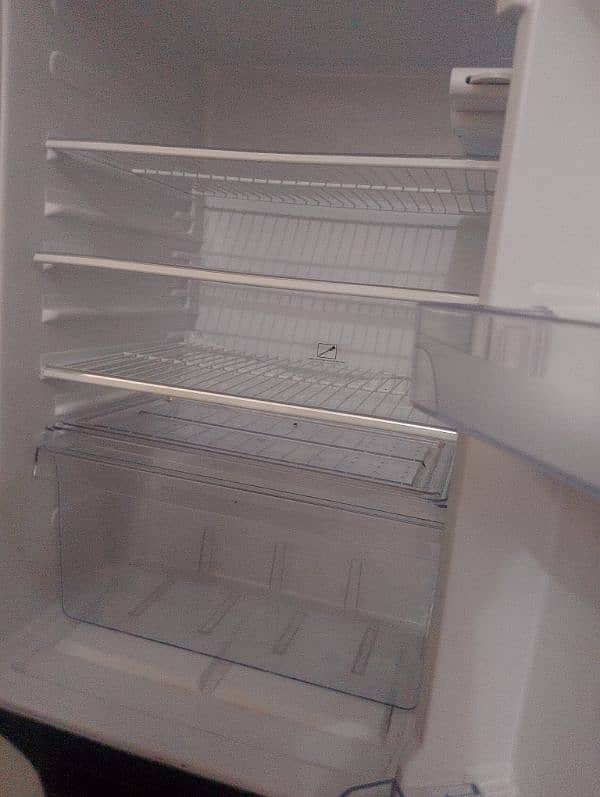 dawlance refrigerator for sale 3