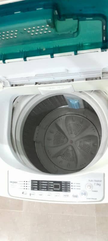 Urgent Sale Automatic Washing Machine 5