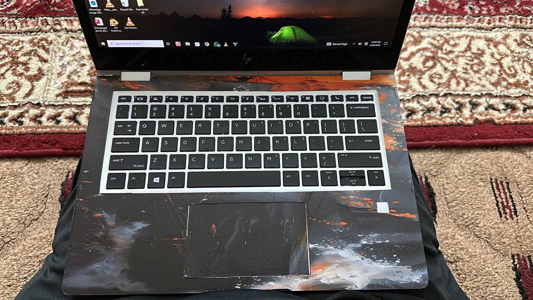 Laptop urgent sale Hp elitebook 1030g2 *360 5