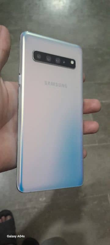 Samsung S10 plus 5G ,Rs=41000 1