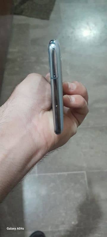Samsung S10 plus 5G ,Rs=41000 6