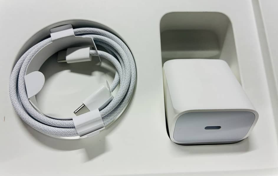 iPad Mini7 8/128GB Blue Color WiFi 7