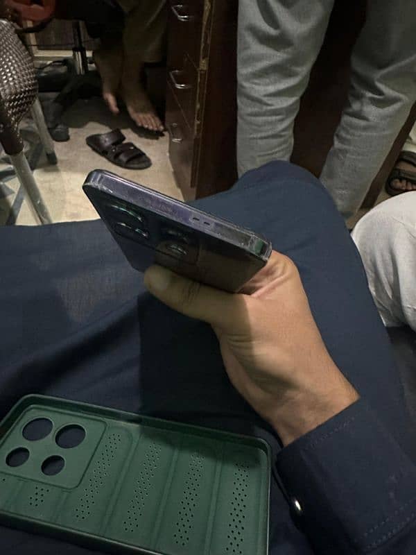Infinix note 30( 16/256 ) 5
