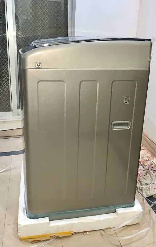 ECOSTAR automatic washing machine 12 Kg 6