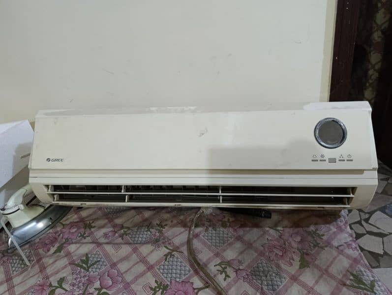 1 ton Gree AC used 0