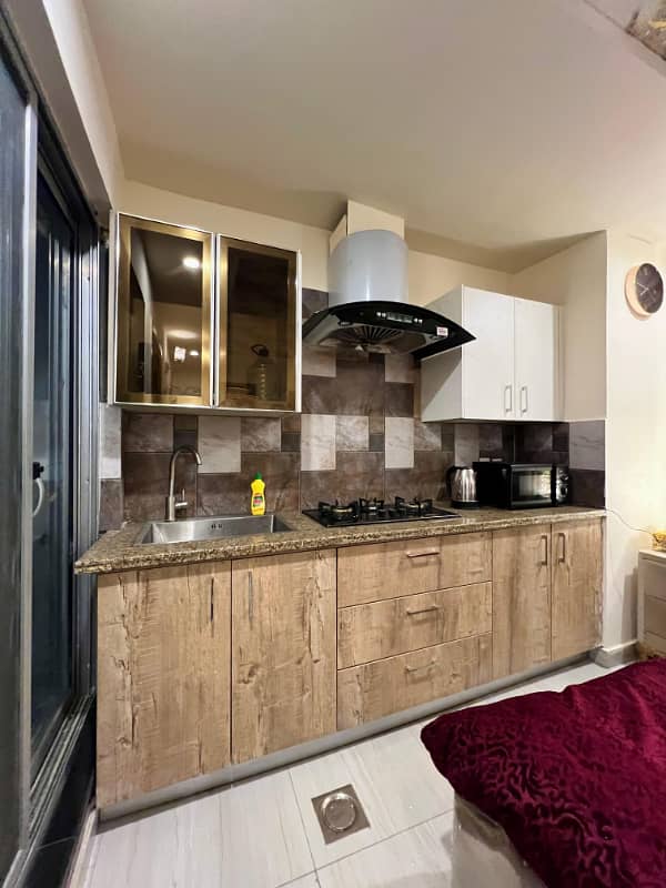 1 Bad Furnished Apartment for short _Term Stay & weekly monthly available 7