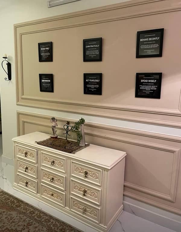 Corridor Console for Sale! 1