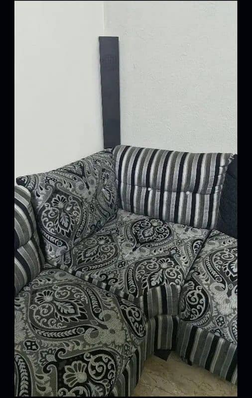 U SHAPED SOFA SET 7