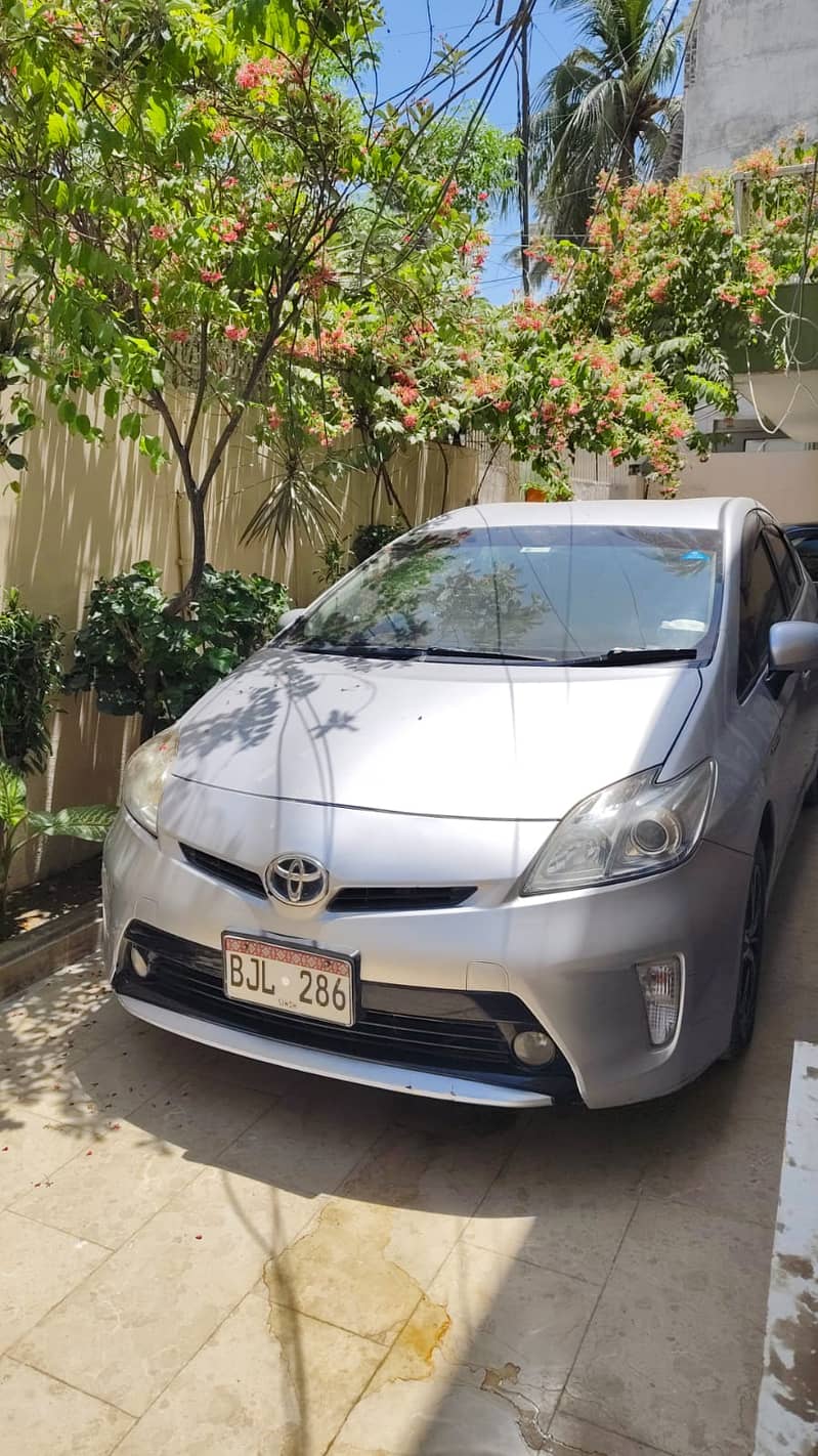 Toyota prius 2013/17 S led package 3