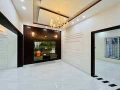 10 Marla With Gass House Available On Investor Rate