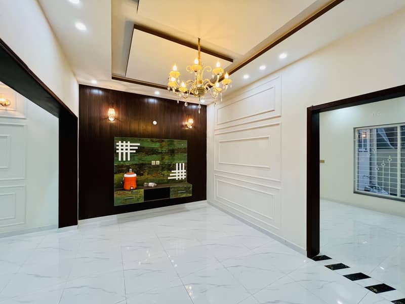 10 Marla With Gass House Available On Investor Rate 0