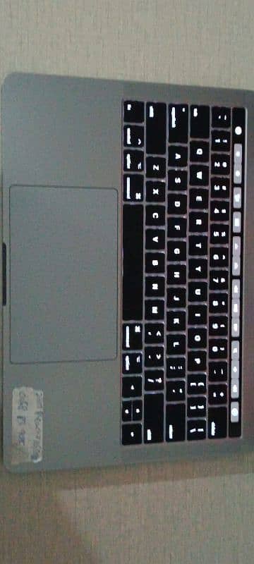 Macbook Pro 2017 13.3" intel i7 16/1Tb touchbar 2