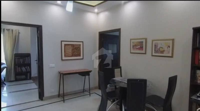 10 Marla House For Sale In Gulberg H Block Near Saddiq Center 2