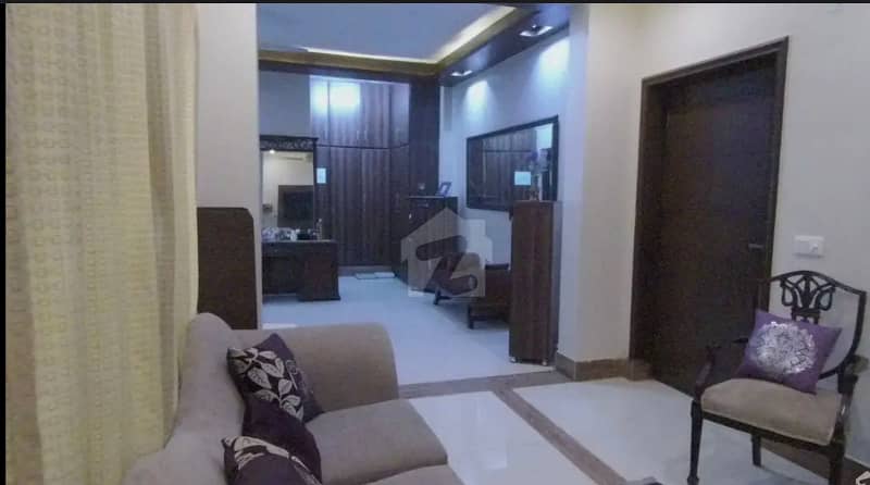 10 Marla House For Sale In Gulberg H Block Near Saddiq Center 4