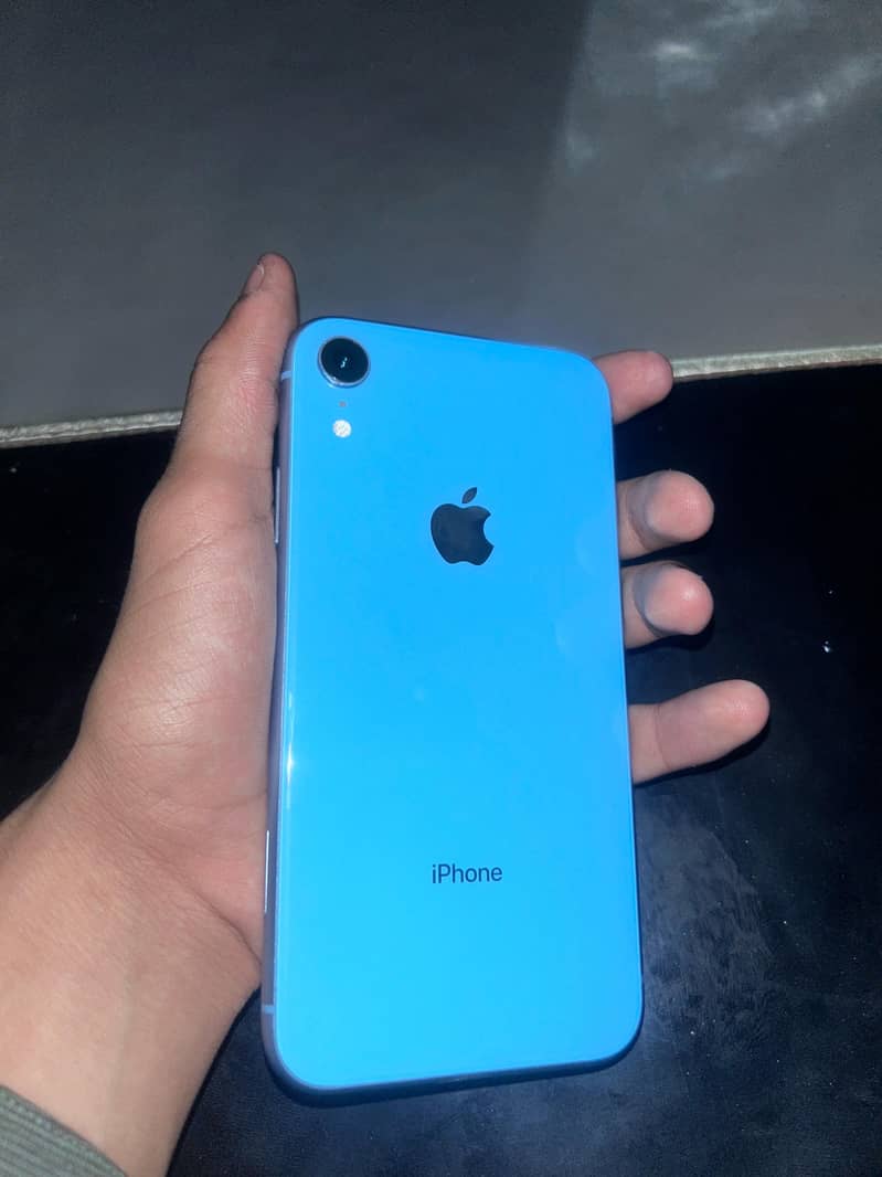 I phone xr 64 gb battery health 77 1