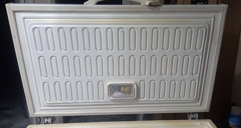 waves deep freezer 3