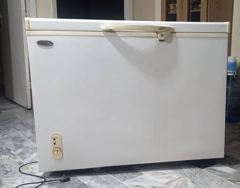 waves deep freezer 5