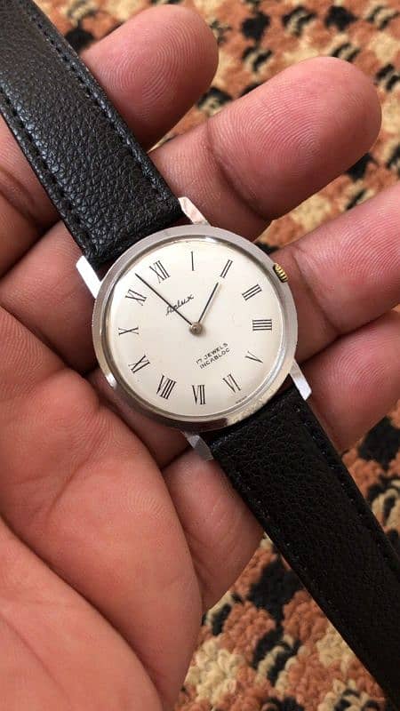 Omax 25 jewels automatic watch. 17