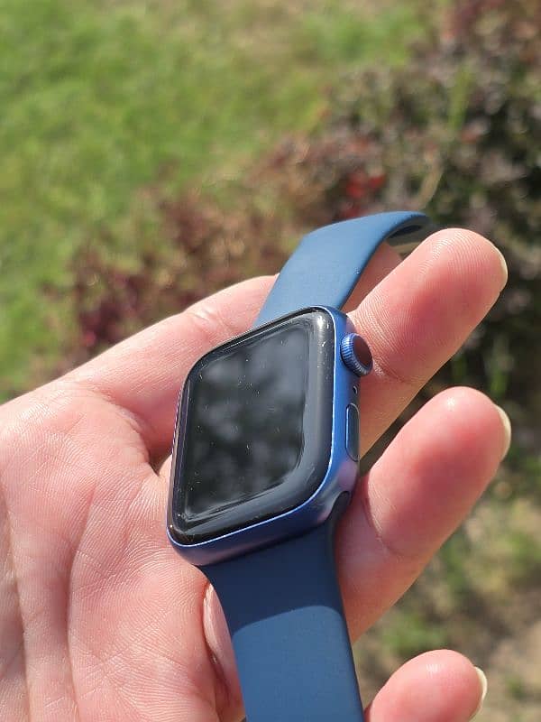 Apple Watch series 7 45mm 6