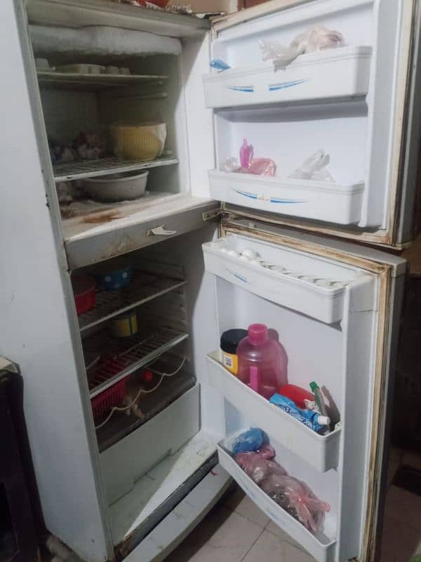 Fridge. Good Condtion 0