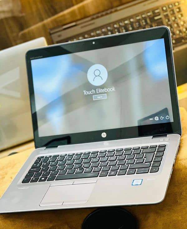 Hp EliteBook TouchScreen Core i5 6th Genration 8GB Ram / 256GB SSD M. 2 0