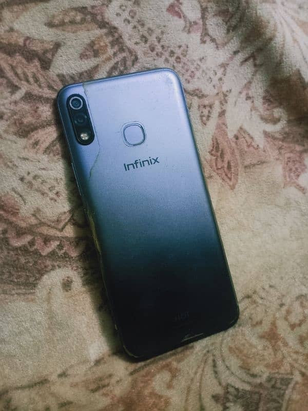 Infinix hot 8 lite 0