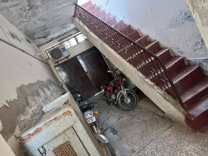Double story house at Noon Chowk S Block New Multan urgent sale 13