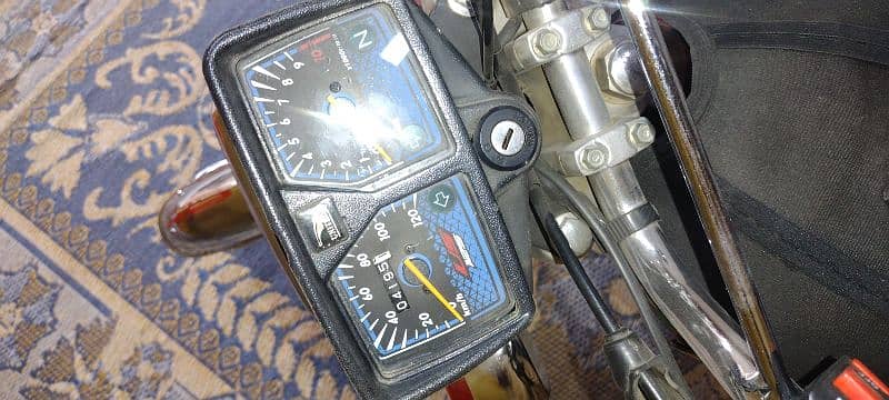 UNITED 125  MODEL 2024 FIRST OWNER 4900 ORIGINAL CHALI HY 6