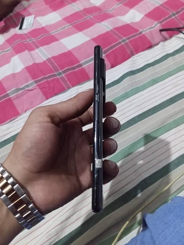 Google pixel 6 pro 4