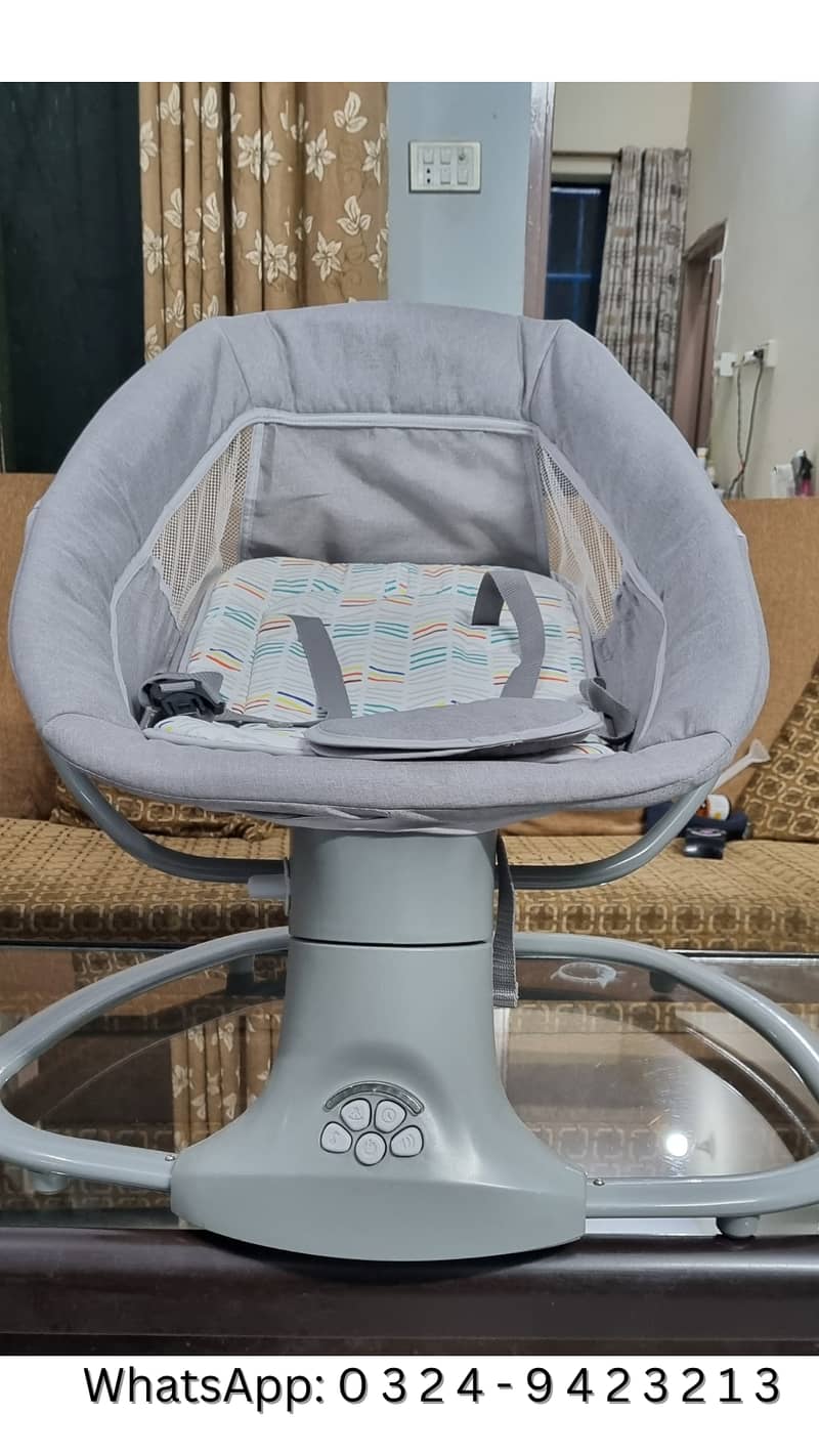 Mastela 3-in-1 Deluxe Multi-Functional Bassinet 3