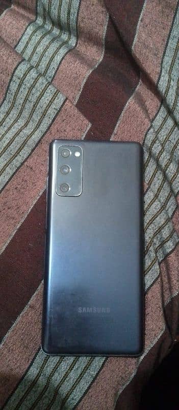 Samsung S20 fe 1