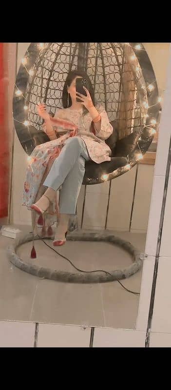long mirror like new condition 7000 price 0