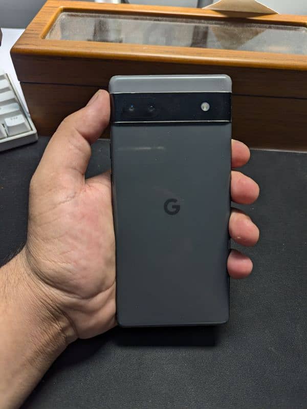 Google Pixel 6a - OEM Locked 4