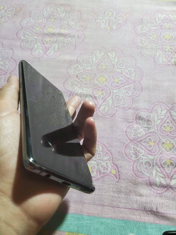 s10 plus 8gb128 ,0,3,1,1,3,2,7,6,1,4,7, 4