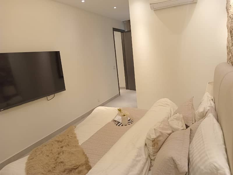High - End Luxury Apartments Facing Main Canal Road Lahore Zameen Phoenix 11