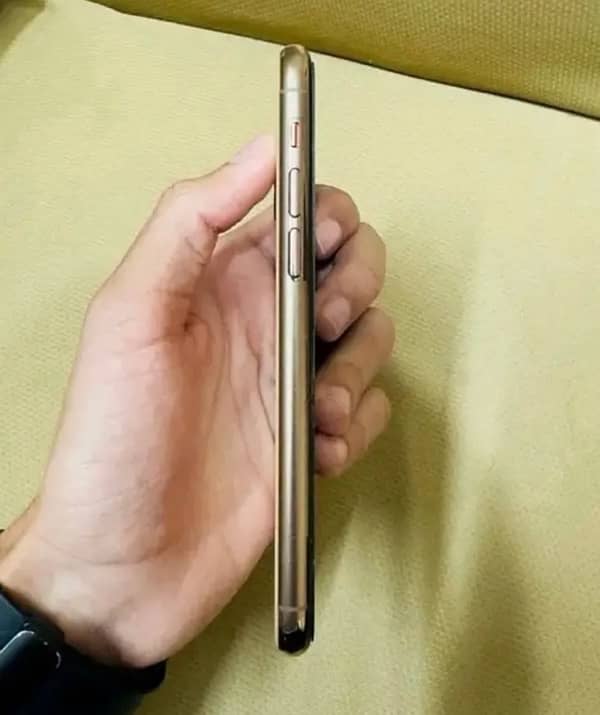 Iphone 11 pro factory unlock 4