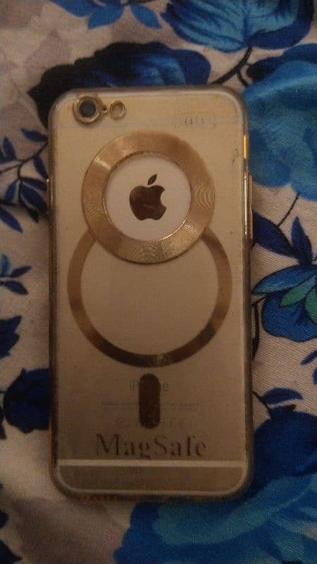 iphone 6 condition 10/10 ha for parts use 0