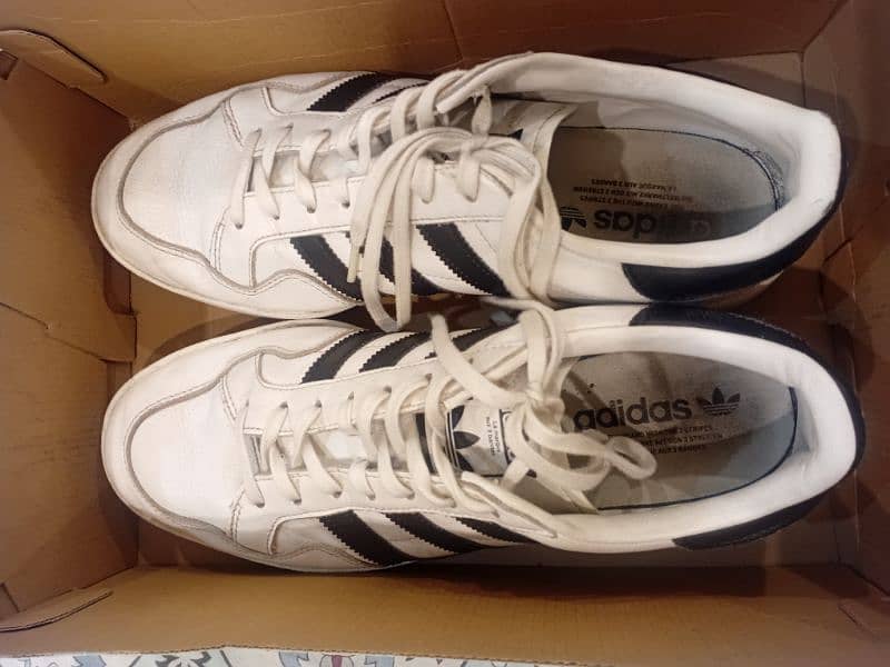 adidas team court shoes 5