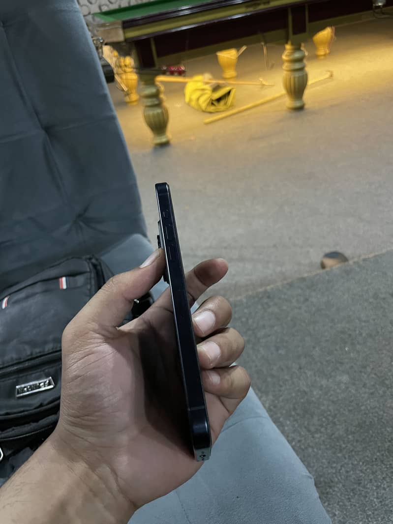 I PHONE 15 PRO MAX256GB FU NON PTA 4
