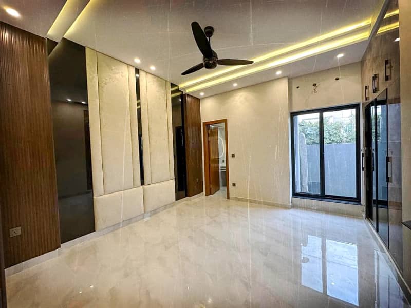 3 Years Installments Plan 10 Marla Brand New House For Sale In Park View City 10