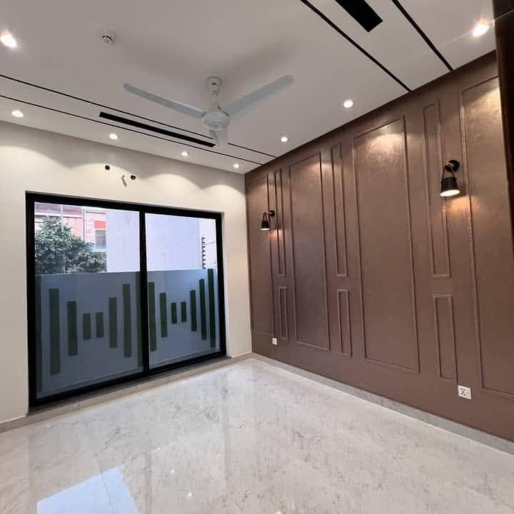 3 Years Installments Plan 5 Marla Brand New House For Sale In Park View City 1